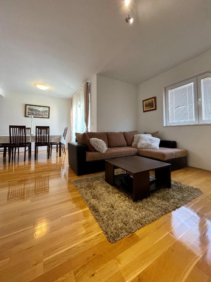 Apartmani Katic Makarska Exterior foto