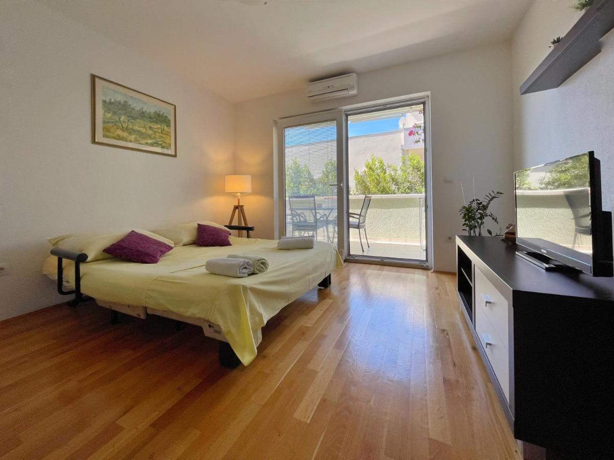 Apartmani Katic Makarska Exterior foto
