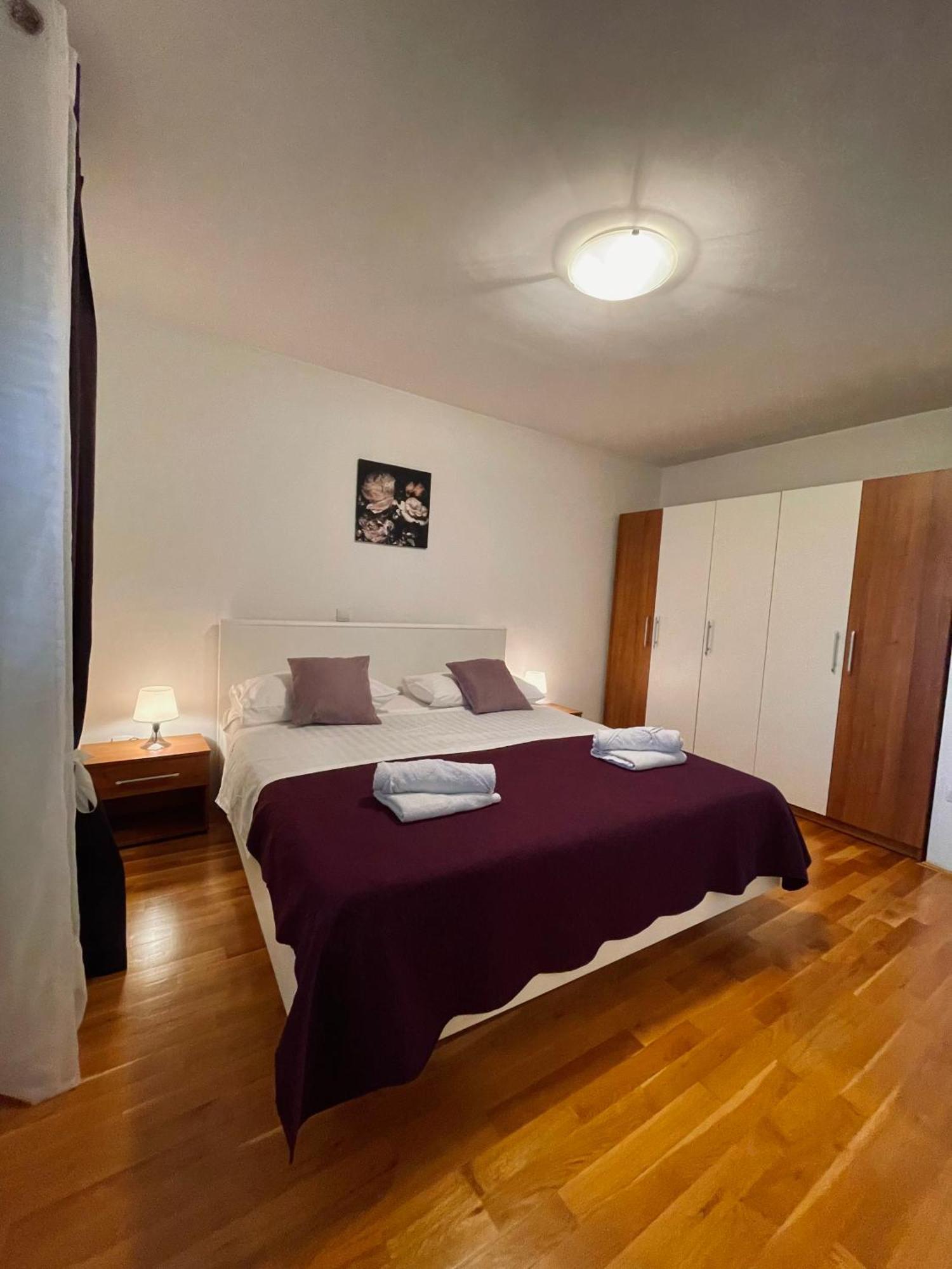 Apartmani Katic Makarska Exterior foto